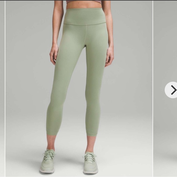 Like New Lululemon Wunder Train High-Rise Tight 25". Color Laurel Green. Size 6 - Picture 5 of 6